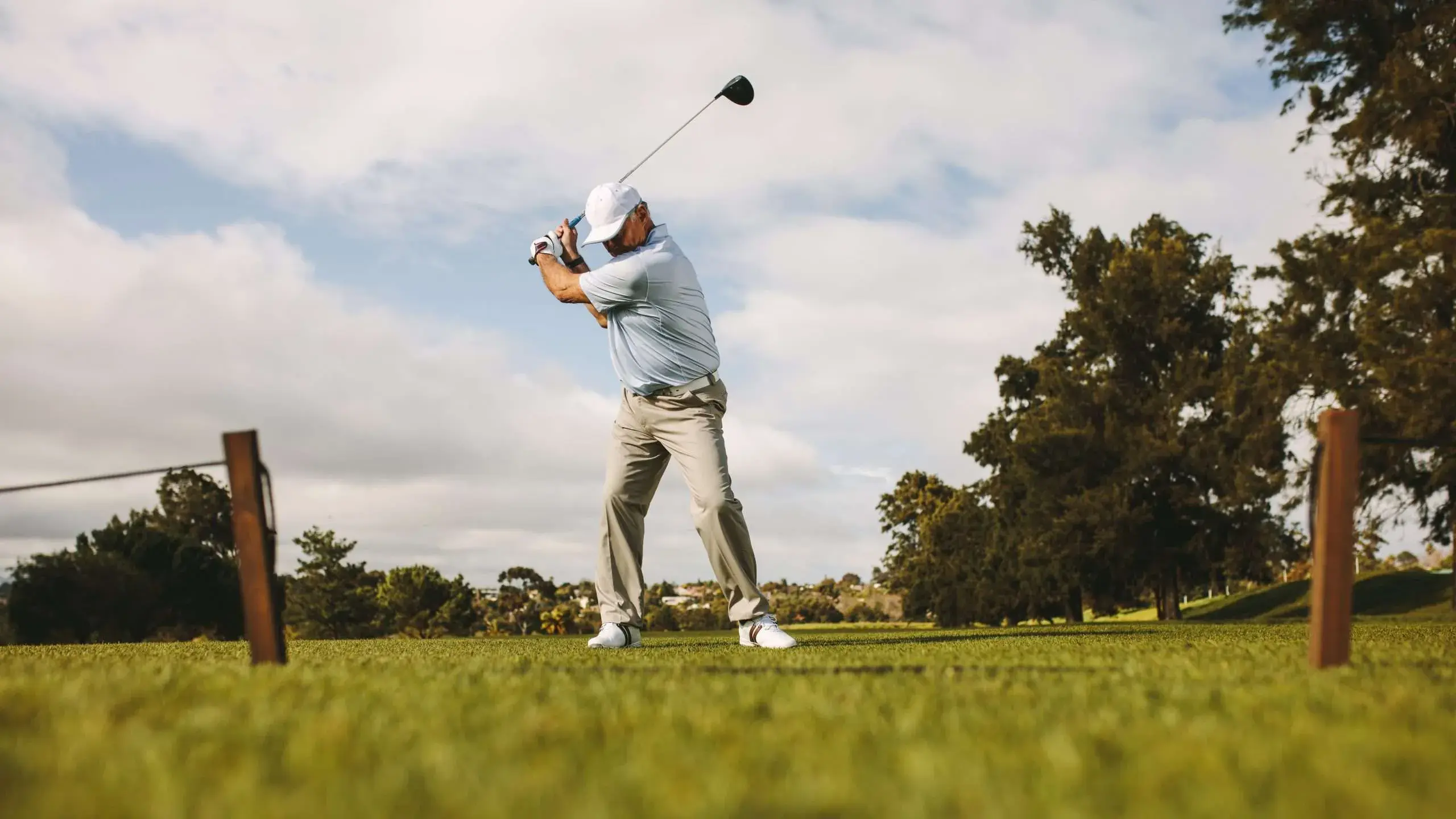 GOLF FREE