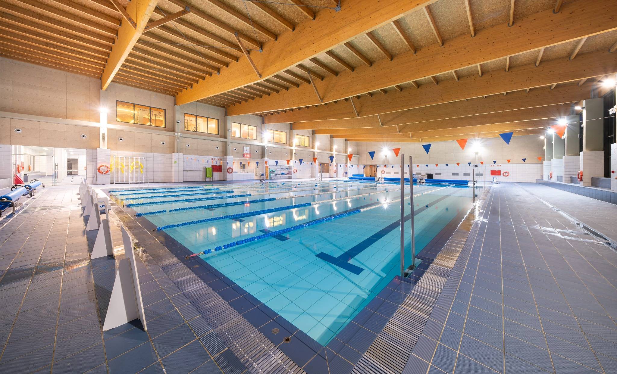 Piscina Interior